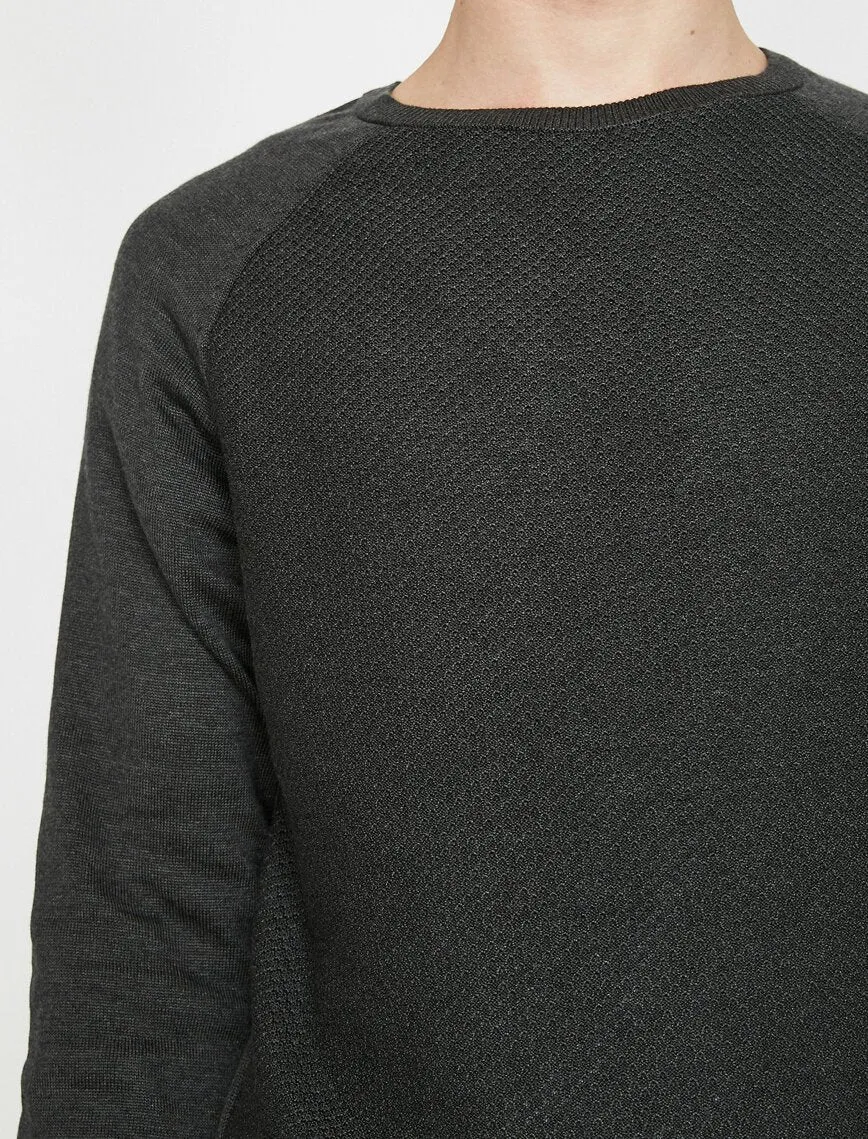 17398 Anthracite Patterned Jumper