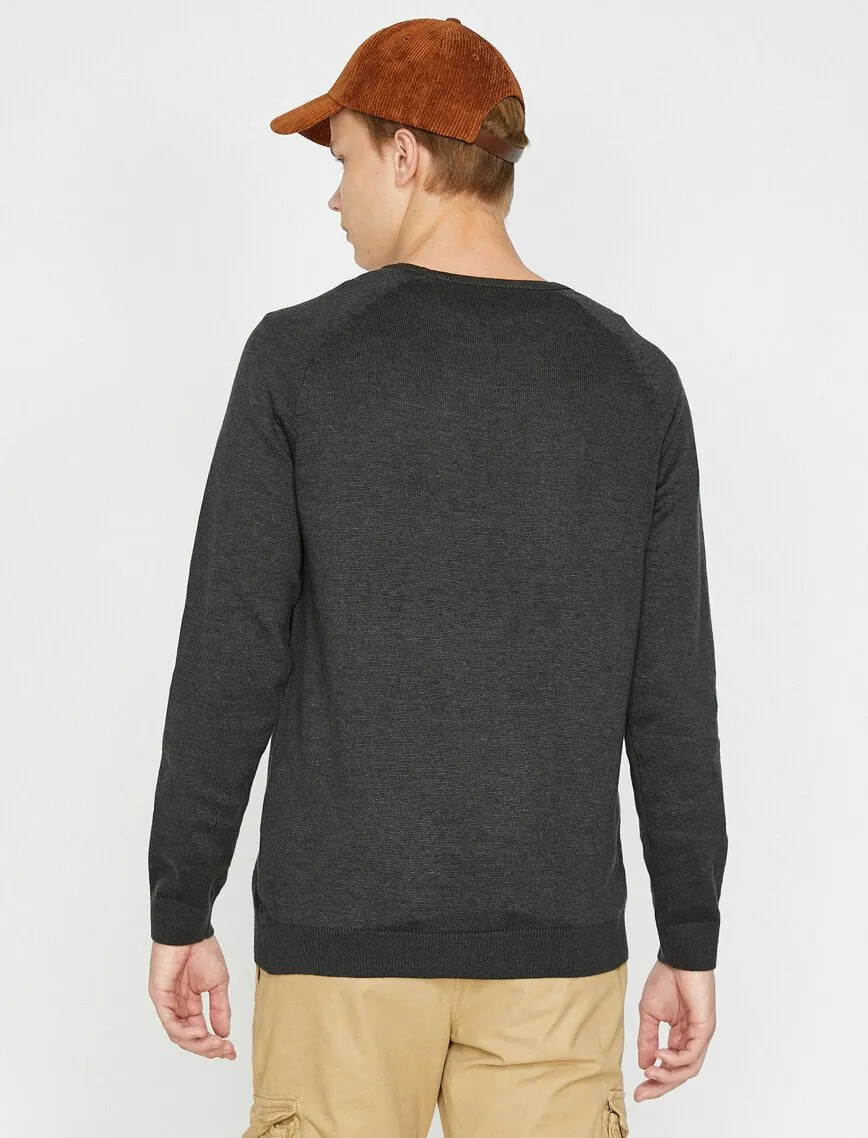 17398 Anthracite Patterned Jumper