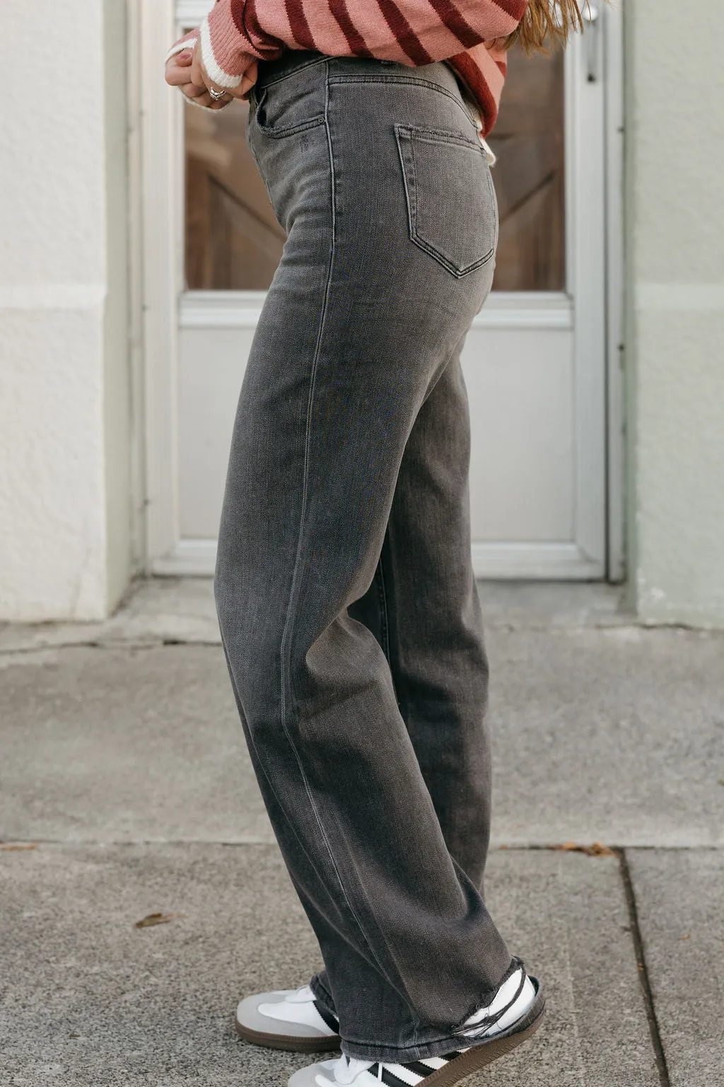 Carver Denim-Washed Black