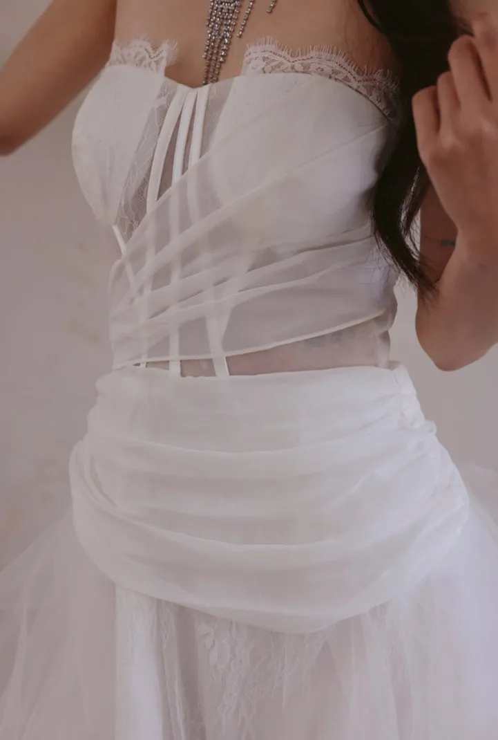 DOLLY Elegant White Two Piece Bandeau Wedding Dress-MUNA