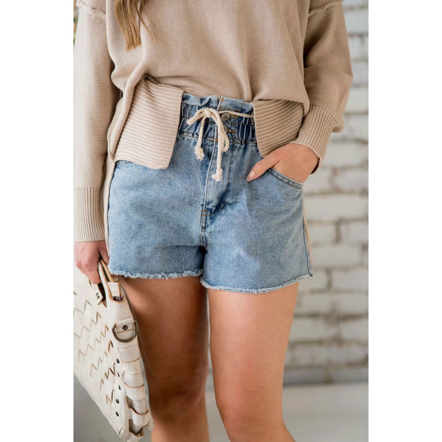 Frayed Bottom Tie Denim Shorts