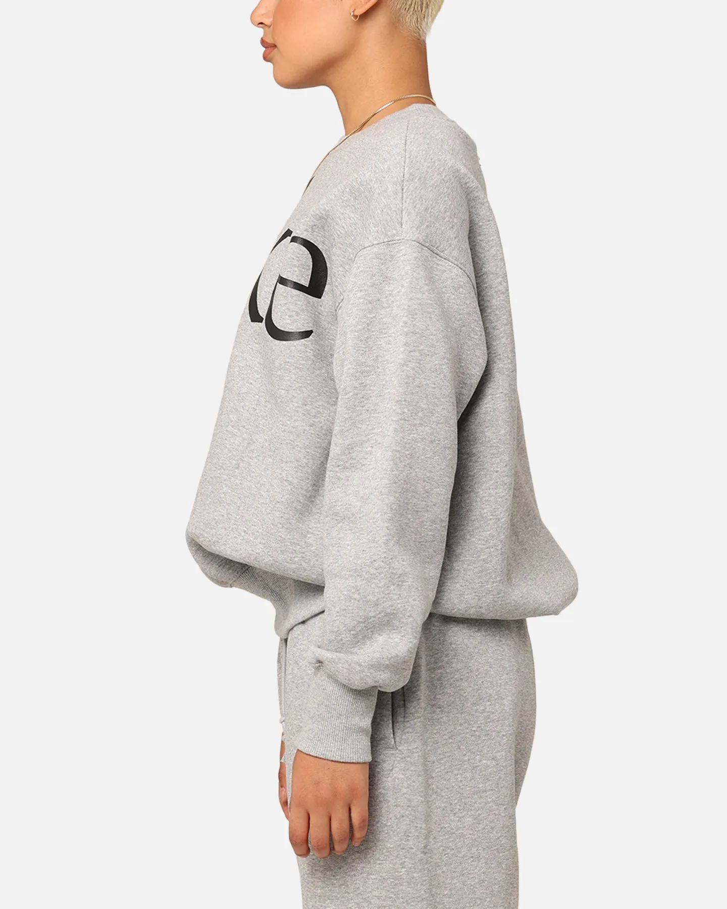 Nike Women's Sportswear Phoenix Fleece Oversized Logo Crewneck Dark Grey Heather