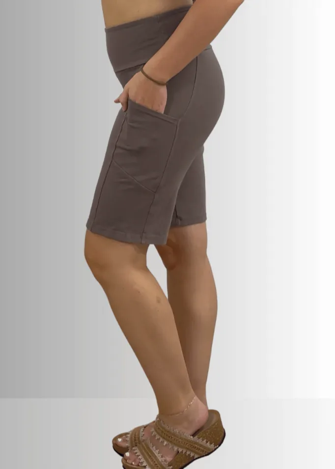 Perfect Fit Hybrid Cotton Shorts in Taupe