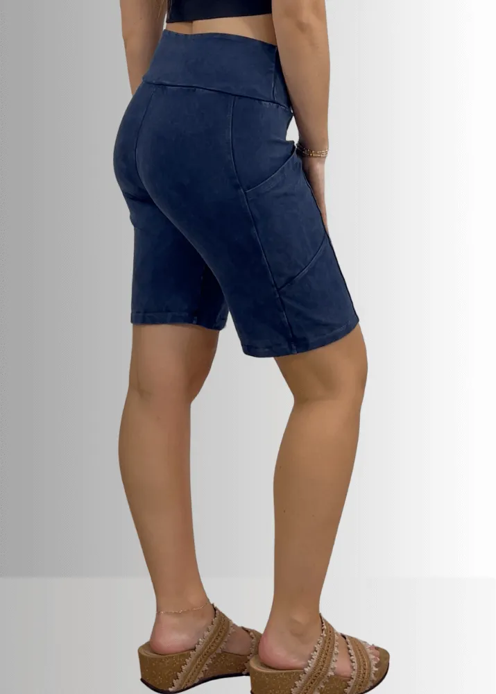 Perfect Fit Hybrid Cotton Shorts in Taupe