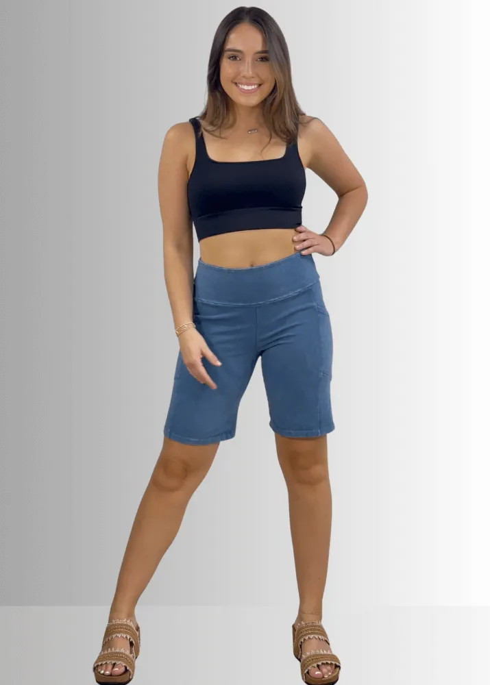 Perfect Fit Hybrid Cotton Shorts in Taupe