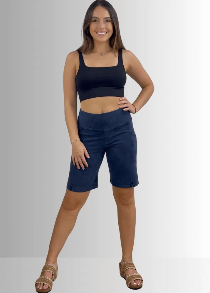 Perfect Fit Hybrid Cotton Shorts in Taupe