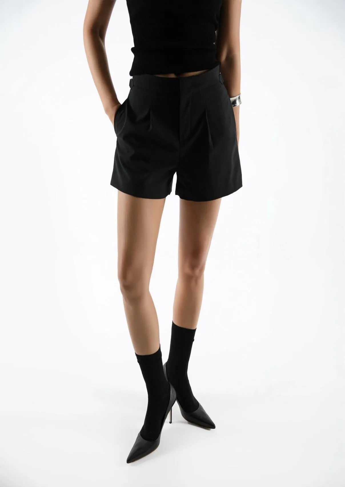 TAB BELT DETAIL TAILORED SHORTS