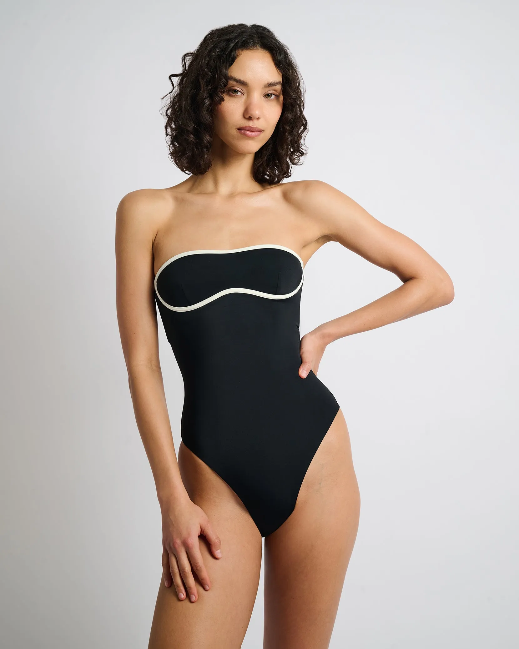 Thea One Piece